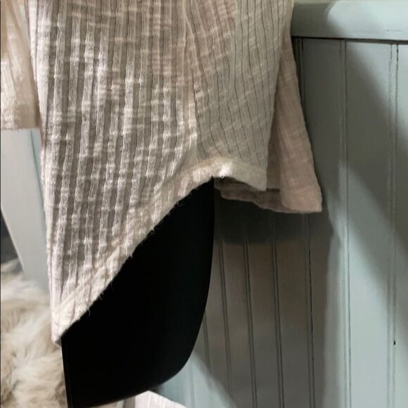 Daytrip Off-white With Black Letters “No Selfie Control” Batwing Sleeve Blouse L - Picture 9 of 15